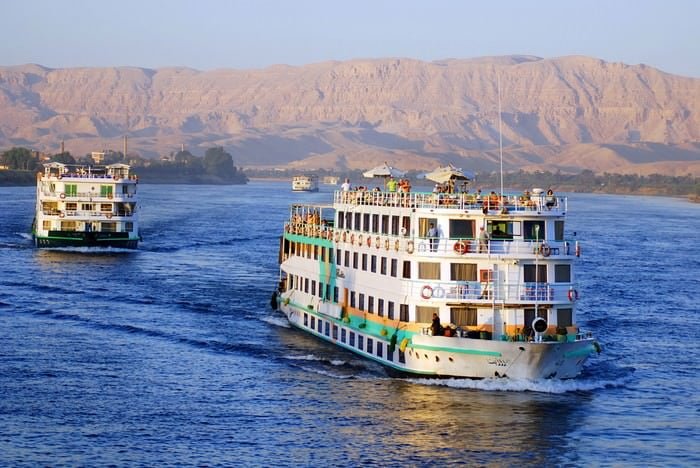 Cruise-on-the-Nile